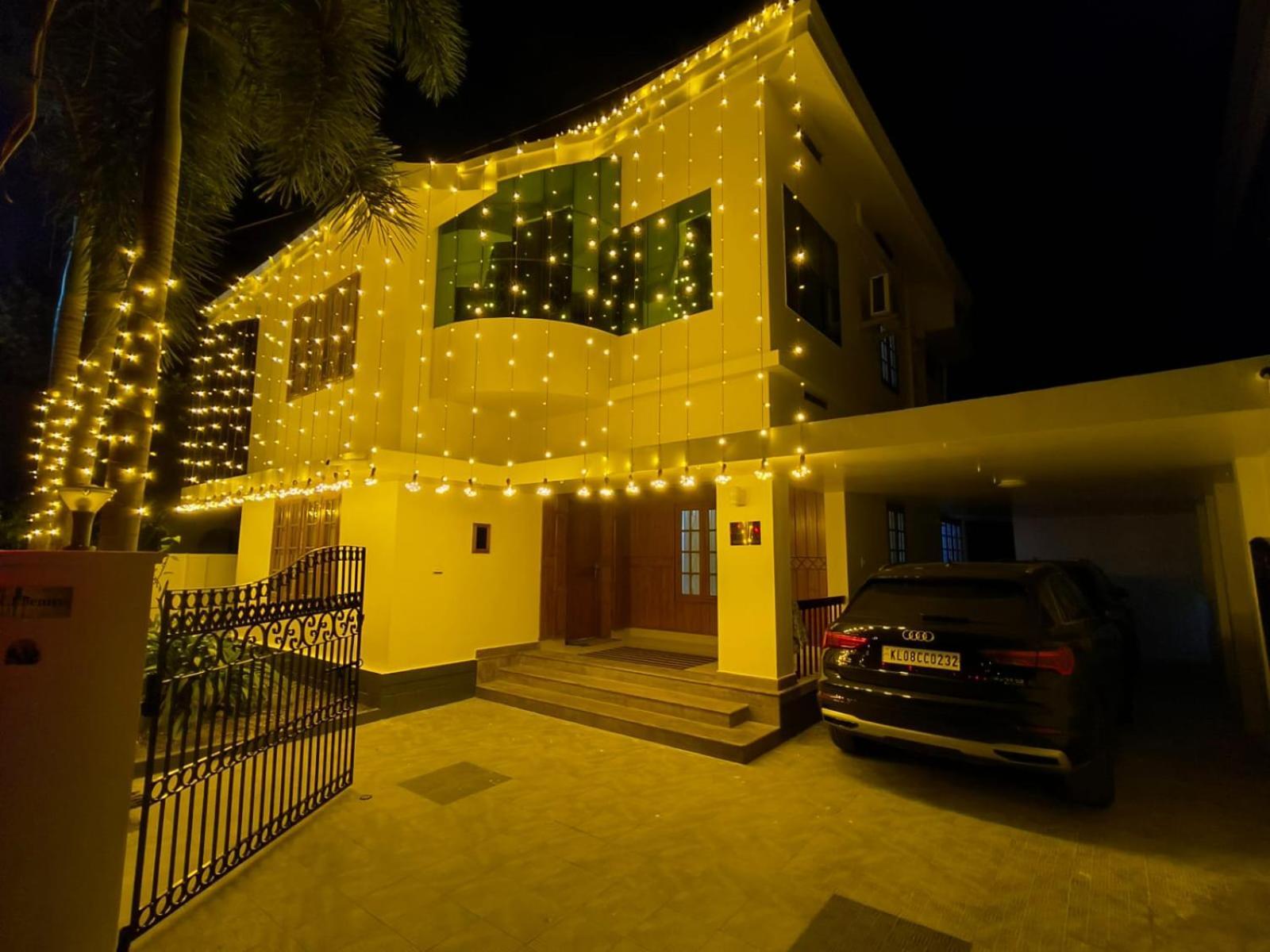 White House Villa Thrissur Exteriör bild